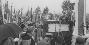 Uroczystość odsłonięcia pomnika księdza Ignacego Skorupki w Ossowie podczas Święta Pułkowego 36. pułku piechoty Legii Akademickiej,  4.06.1939 r.