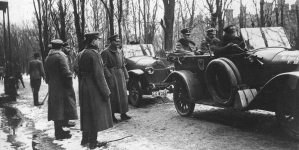 Inspekcja wojsk I Brygady Legionów Polskich przeprowadzana przez generała Felixa von Bartha i pułkownika Stanisława Szeptyckiego w Zambrowie 13.01.1917 r.