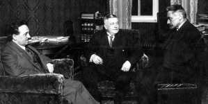 Spotkanie ministra skarbu Gabriela Czechowicza z wicedyrektorem Banku Polskiego Feliksem Młynarskim i profesorem Uniwersytetu Jagiellońskiego Adamem Krzyżanowski, Warszawa 31.03.1927 r.