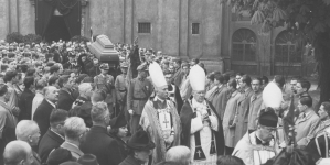 Pogrzeb hrabiego Maurycego Klemensa Zmoyskiego 8.05.1939 r.