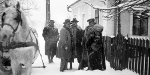 Polowanie na niedźwiedzie w nadleśnictwie Sołotwina, w lasach należących do hrabiego Adama Zdzisława Zamoyskiego w styczniu 1931 roku.
