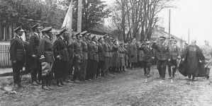 <%# $this->DataItem->marArticleFrom->title %