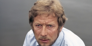 Władysław Kowalski w filmie Konstantego Ciciszwiliego "Patrząc pod słońce" z 1971 roku.