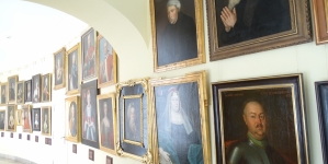 Galeria portretów rodzinnych Atanazego Raczyńskiego w pałacu w Rogalinie.