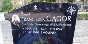 Tablica na grobie gen. Franciszka Gągora na Wojskoywch Powązkach w Warszawie.
