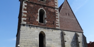 Dzwonnica kolegiaty w Wiślicy.