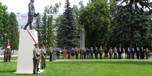 Uroczystość odsłonięcia pomnika gen. Tadeusza Kutrzeby w Akademii Sztuki Wojennej w Rembertowie 23.07.2020 r.