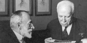 Profesor Politechniki Warszawskiej, dyrektor Instytutu Naukowej Organizacji Pracy Karol Adamiecki w towarzystwie inżyniera z USA Haringtona Emersona.