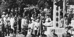 Nierozpoznany pogrzeb na Cmentarzu Lotników Polskich w Newark-on-Trent.