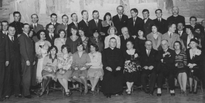 Wycieczka studentów poznańskich w Paryżu.