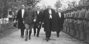 Wizyta posła nadzwyczajnego i ministra pełnomocnego Polski w Turcji Józefa Wierusz-Kowalskiego u prezydenta Turcji Mustafa Kemala Ataturka.