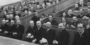 Inauguracyjne posiedzenie międzynarodowego kongresu fizyków w Warszawie w maju 1936 roku.