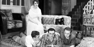 Przedstawienie "Trzy asy i jedna dama" Denysa Amiela w Teatrze im. Juliusza Słowackiego w Krakowie w styczniu 1936 roku.