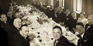 Bankiet po wręczeniu nagrody literackiej im. Leona Reynela Adamowi Grzymale Siedleckiemu w 1934 roku.