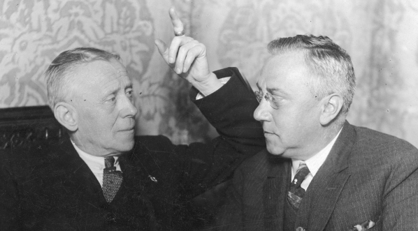  Ludwik Solski i Bolesław Szczurkiewicz w Teatrze Polskim w Poznaniu w marcu 1927 r.  