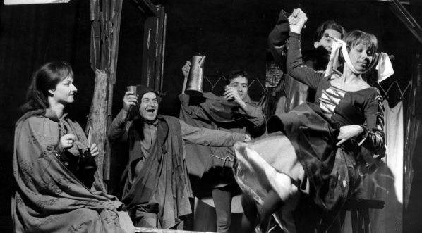  Sztuka "Heloiza i Abelard" w Teatrze Powszechnym w Warszawie w kwietniu 1962 roku.  