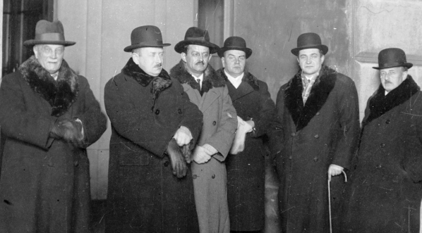  Pierwsze posiedzenie gabinetu Walerego Sławka 5.12.1930 r.  