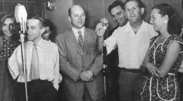  Inauguracja nadawania sygnału przez Rozgłośnię Polską Radia Wolna Europa w 1952 r.  