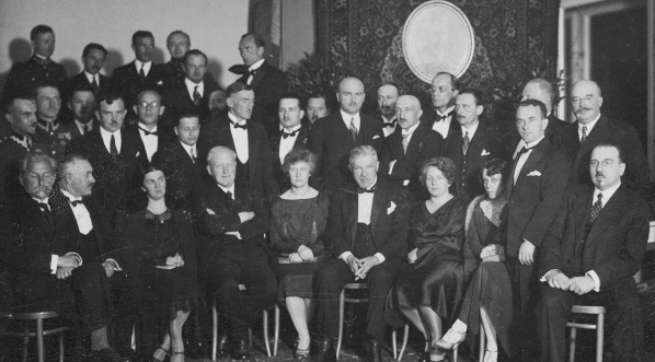  Uroczystość jubileuszowa zorganizowana przez Towarzystwo Lekarskie w Zakopanem z okazji 75. rocznicy urodzin Kazimierza Dłuskiego w 1930 r.  