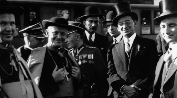  Uroczystość udzielenia sakry biskupiej Czesławowi Kaczmarkowi we wrześniu 1938 r.  