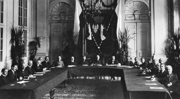  Posiedzenie Tymczasowej Rady Stanu w 1917 roku.  