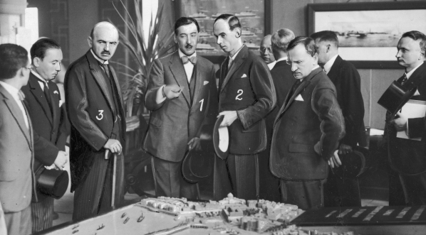  Międzynarodowa Wystawa Komunikacji i Turystyki w Poznaniu, 3.08.1930 r.  