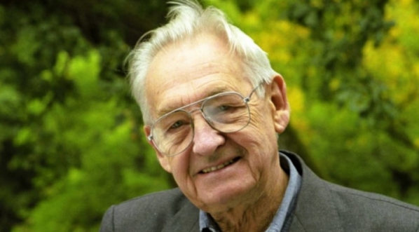  Andrzej Wajda w trakcie realizacji filmu "Pan Tadeusz" w 1999 roku.  