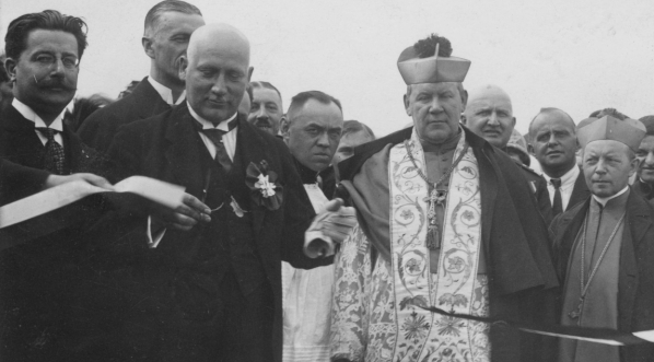  Uroczystość otwarcia Mostu Poniatowskiego w Warszawie w 1925 r.  