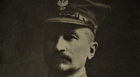  "Generał Dowbor-Muśnicki".  