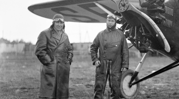 Odlot polskiej ekipy na Międzynarodowy Meeting Lotniczy w Brnie w sierpniu 1930 r.  