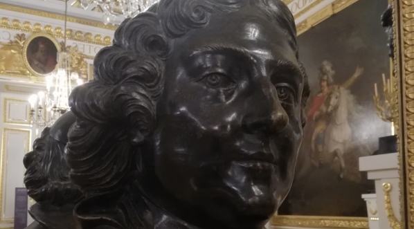  Popiersie Andrzeja Załuskiego (†1711), dłuta Giacomo Monaldiego.  