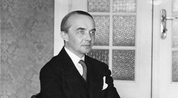  Potworowski Gustaw, poseł nadzwyczajny i minister pełnomocny RP w Szwecji.  