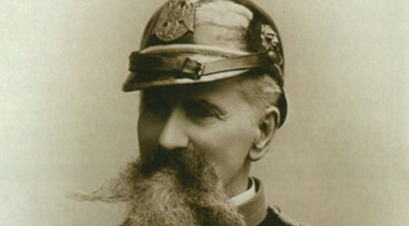  Władysław Tarczyński w mundurze ochotniczej straży ogniowej.  