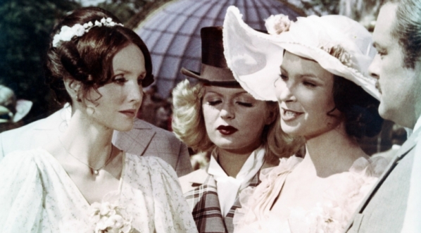  Scena z filmu Jerzego Hoffmana "Trędowata" z 1976 roku.  