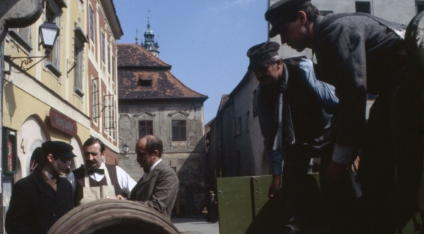  Scena z filmu Jana Kidawy-Błońskiego "Męskie sprawy" z 1988 r.  