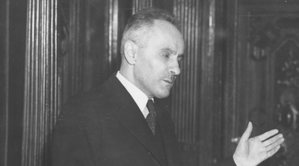  Edward Lipiński - ekonomista, profesor Szkoły Głównej Handlowej, dyrektor Instytutu Badań Koniunktur Gospodarczych i Cen.  