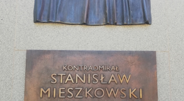  Grób kontradmirała Stanisława Mieszkowskiego na Cmentarzu Marynarki Wojennej w Gdyni-Oksywiu.  