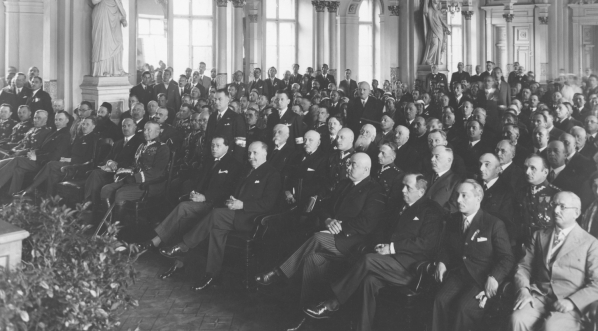  Zjazd Związku Żydów Uczestników Walk o Niepodległość Polski w sali Rady Miejskiej w Warszawie w czerwcu 1933 r.  