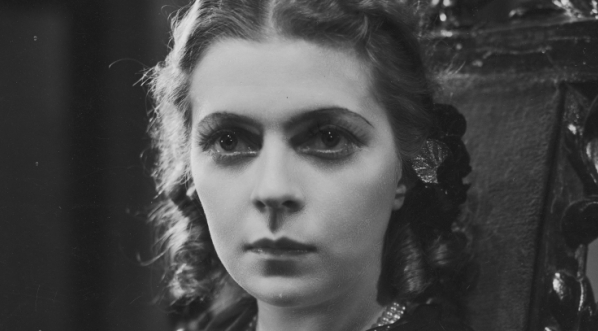  Nina Świerczewska jako Amelia w przedstawieniu „Horsztyński” w Teatrze Narodowym w Warszawie w 1937 r.  