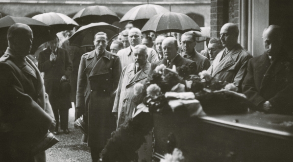  Pogrzeb Mieczysława Mastka - posła Rady Narodowej na cmentarzu Highgate w Londynie, 13.05.1942 r. .  
