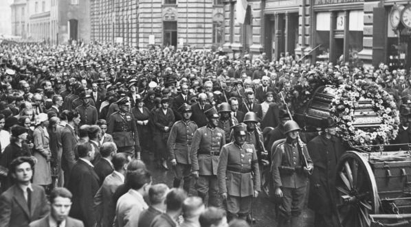  Pogrzeb płk. Stefana Lotha w Warszawie, lipiec 1936 r.  