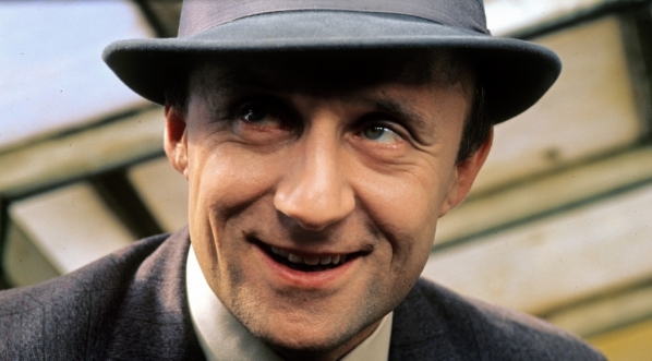  Marek Walczewski w serialu "Polskie drogi" z lat 1976-1977.  