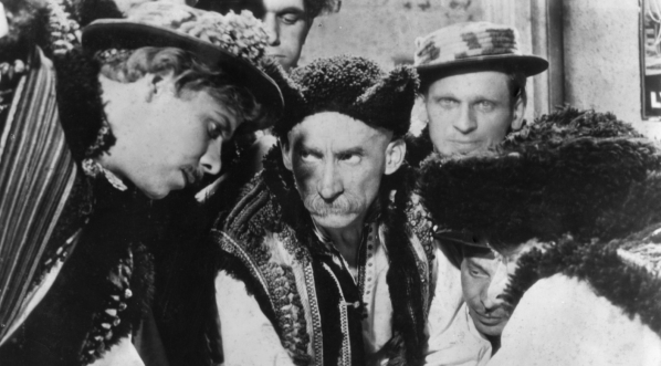  Scena z filmu Jana Nowiny-Przybylskiego "Przybłęda" z 1933 r.  