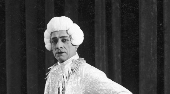  Władysław Szczawiński w przedstawieniu "Kulig" w Teatrze Rewia w Poznaniu w 1929 r.  