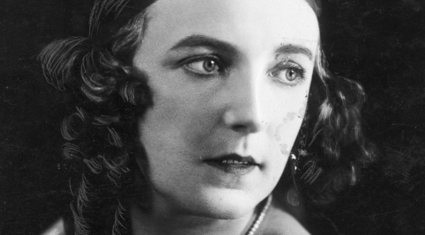  Halina Szmolc w roli Wenery w balecie "Sąd Parysa" w Teatrze Narodowym w Warszawie w maju 1925 roku.  