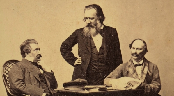  Karol Beyer, Jakub Piotrowski, Ksawery Szlenkier.  