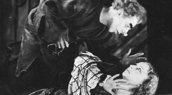  Inscenizacja baletowa "Dzwonnik z Notre Dame" według powieści Wiktora Hugo w Teatrze Kometa w Warszawie w lutym 1941 r.  