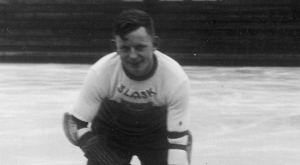  Mecz hokeja na lodzie Śląsk - Kraków w Katowicach w grudniu 1937 r.  