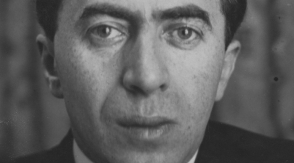  Władysław Neuman - radca Ambasady RP w Paryżu.  