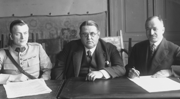  Władze Polskiego Związku Piłki Nożnej w lutym 1927 r.  